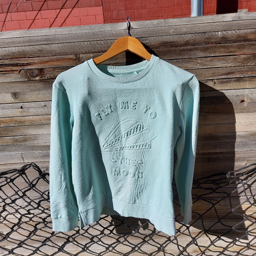 Fly me to the moon sweater